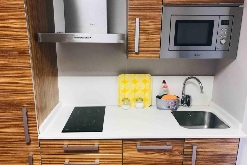 Loft Con Entrada Autonoma/Terraza/Wifi En Centro Apartment A Coruna Bagian luar foto