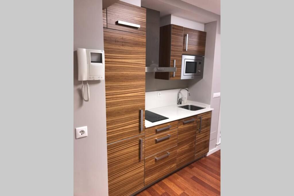 Loft Con Entrada Autonoma/Terraza/Wifi En Centro Apartment A Coruna Bagian luar foto